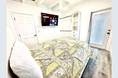 1742 NE 7th St, Fort Lauderdale, FL 33304 - Photo 18