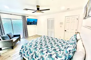 1742 NE 7th St, Fort Lauderdale, FL 33304 - Photo 16