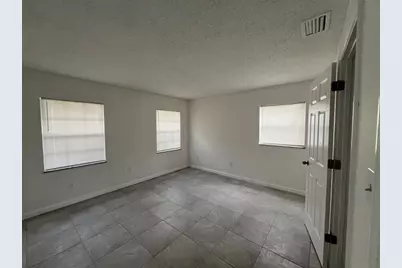 308  Essex Dr, Fort Pierce, FL 34946 - Photo 10