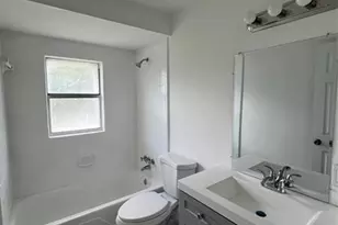 308 Essex Dr, Fort Pierce, FL 34946 - Photo 12