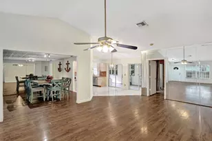 5372 Pine Cir, Coral Springs, FL 33067 - Photo 4