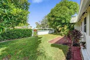 5372 Pine Cir, Coral Springs, FL 33067 - Photo 30