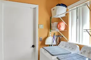 5372 Pine Cir, Coral Springs, FL 33067 - Photo 22