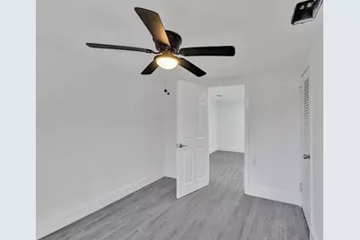 5025 SW 22nd St, Hollywood, FL 33023 - Photo 40