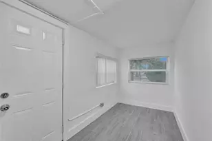 5025 SW 22nd St, Hollywood, FL 33023 - Photo 4