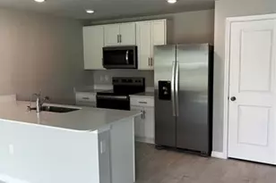 2807 34th St, Lehigh Acres, FL 33971 - Photo 4