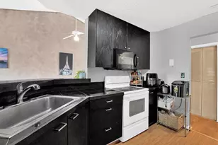 3413 NW 44th St, Lauderdale Lakes, FL 33309 - Photo 6