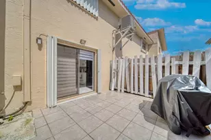 2612 W 54th Pl Unit, Hialeah, FL 33016 - Photo 20