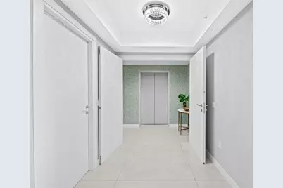 435  Bayshore Dr, Unit #302, Fort Lauderdale, FL 33304 - Photo 14