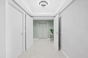 435 Bayshore Dr, Fort Lauderdale, FL 33304 - Photo 14