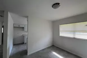 308 Essex Dr, Fort Pierce, FL 34946 - Photo 8