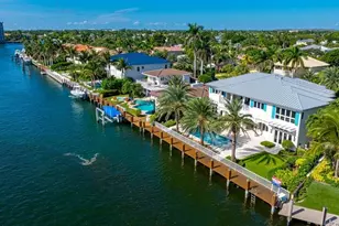 2798 NE 24th St, Lighthouse Point, FL 33064 - Photo 60