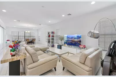 11425  Watercrest Cir, Parkland, FL 33076 - Photo 16