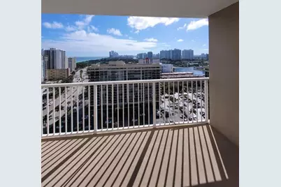 1985 S Ocean Dr, Unit #19J, Hallandale Beach, FL 33009 - Photo 2