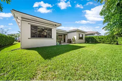 10635  Cobalt Ct, Parkland, FL 33076 - Photo 46