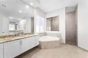 10635 Cobalt Ct, Parkland, FL 33076 - Photo 4