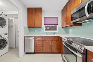 615 SW 16th Ct, Fort Lauderdale, FL 33315 - Photo 6