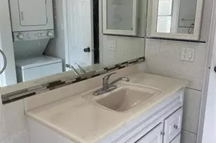 11700 NW 29th Pl, Sunrise, FL 33323 - Photo 14