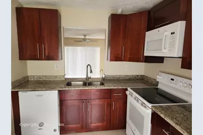 10293 NW 33rd St, Coral Springs, FL 33065 - Photo 2