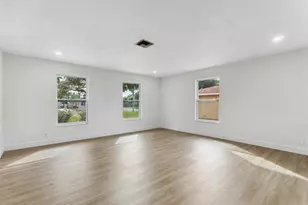 4679 Dolphin Dr, Lake Worth, FL 33463 - Photo 6