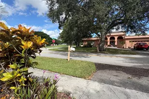 1091 NW 78th Terrace, Plantation, FL 33322 - Photo 24