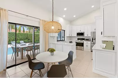 10877 NW 6th St, Coral Springs, FL 33071 - Photo 14