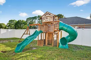 233 Periwinkle Dr, Sebastian, FL 32958 - Photo 22