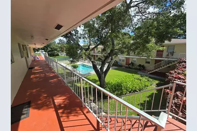 305 NE 16th St, Unit #B7, Fort Lauderdale, FL 33304 - Photo 2