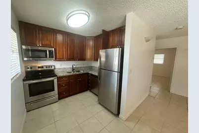 305 NE 16th St, Unit #B7, Fort Lauderdale, FL 33304 - Photo 6