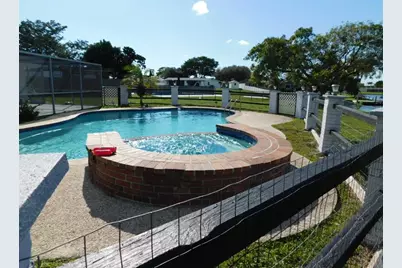 8671 NW 19th St, Pembroke Pines, FL 33024 - Photo 6