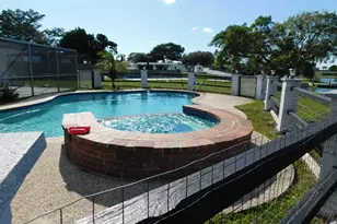 8671 NW 19th St, Pembroke Pines, FL 33024 - Photo 6