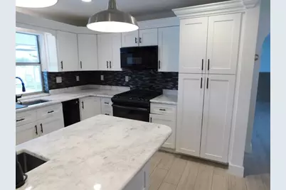 8671 NW 19th St, Pembroke Pines, FL 33024 - Photo 10