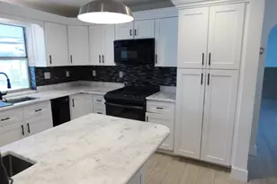 8671 NW 19th St, Pembroke Pines, FL 33024 - Photo 10