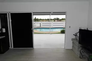 8671 NW 19th St, Pembroke Pines, FL 33024 - Photo 16