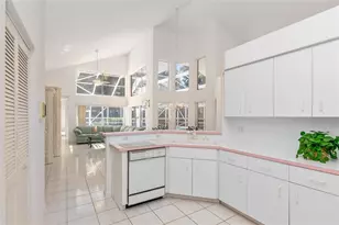 6070 NW 96th Dr, Parkland, FL 33076 - Photo 10