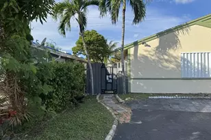 7165 SW 11th Ct, North Lauderdale, FL 33068 - Photo 2