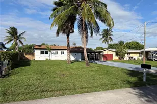 4697 SW 35th Ave, Fort Lauderdale, FL 33312 - Photo 2