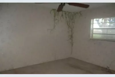 3940 NW 42nd Ave, Unit #113, Lauderdale Lakes, FL 33319 - Photo 6