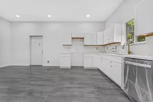 5250 SW 18th St, West Park, FL 33023 - Photo 4