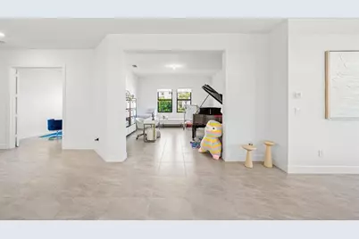 12295 N Baypoint Cir, Parkland, FL 33076 - Photo 14