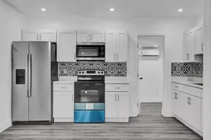 940 SW 28th St, Fort Lauderdale, FL 33315 - Photo 10