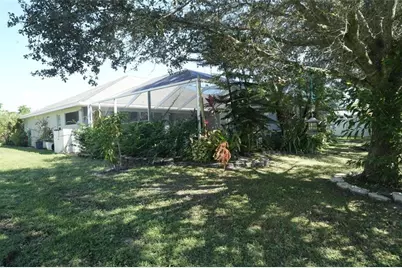 6715 NW Pinson Ct, Port Saint Lucie, FL 34983 - Photo 12