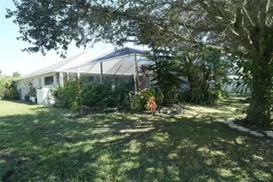 6715 NW Pinson Ct, Port Saint Lucie, FL 34983 - Photo 12
