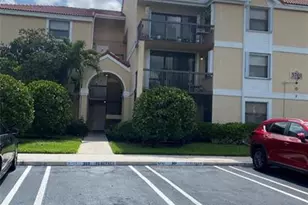 5701 Riverside Dr, Coral Springs, FL 33067 - Photo 2