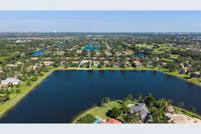 10372 N Lake Vista Cir, Davie, FL 33328 - Photo 42