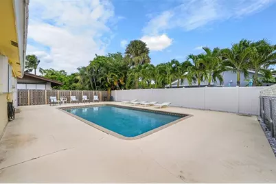 2021 NE 24th St, Lighthouse Point, FL 33064 - Photo 40