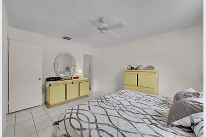 2021 NE 24th St, Lighthouse Point, FL 33064 - Photo 26