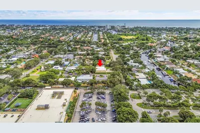 2021 NE 24th St, Lighthouse Point, FL 33064 - Photo 60