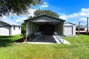 1069 9th St, Okeechobee, FL 34974 - Photo 42