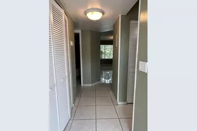 9971  Twin Lakes Dr, Unit #9-G, Coral Springs, FL 33071 - Photo 2